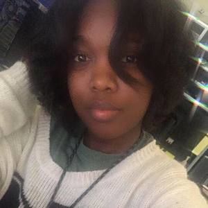 Meet your Posher, Ebony